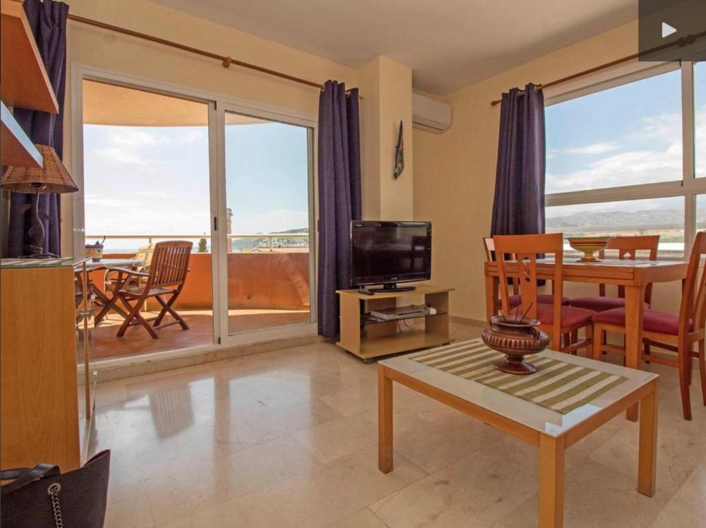 El Balcon De Mar Apartment Nerja Bagian luar foto